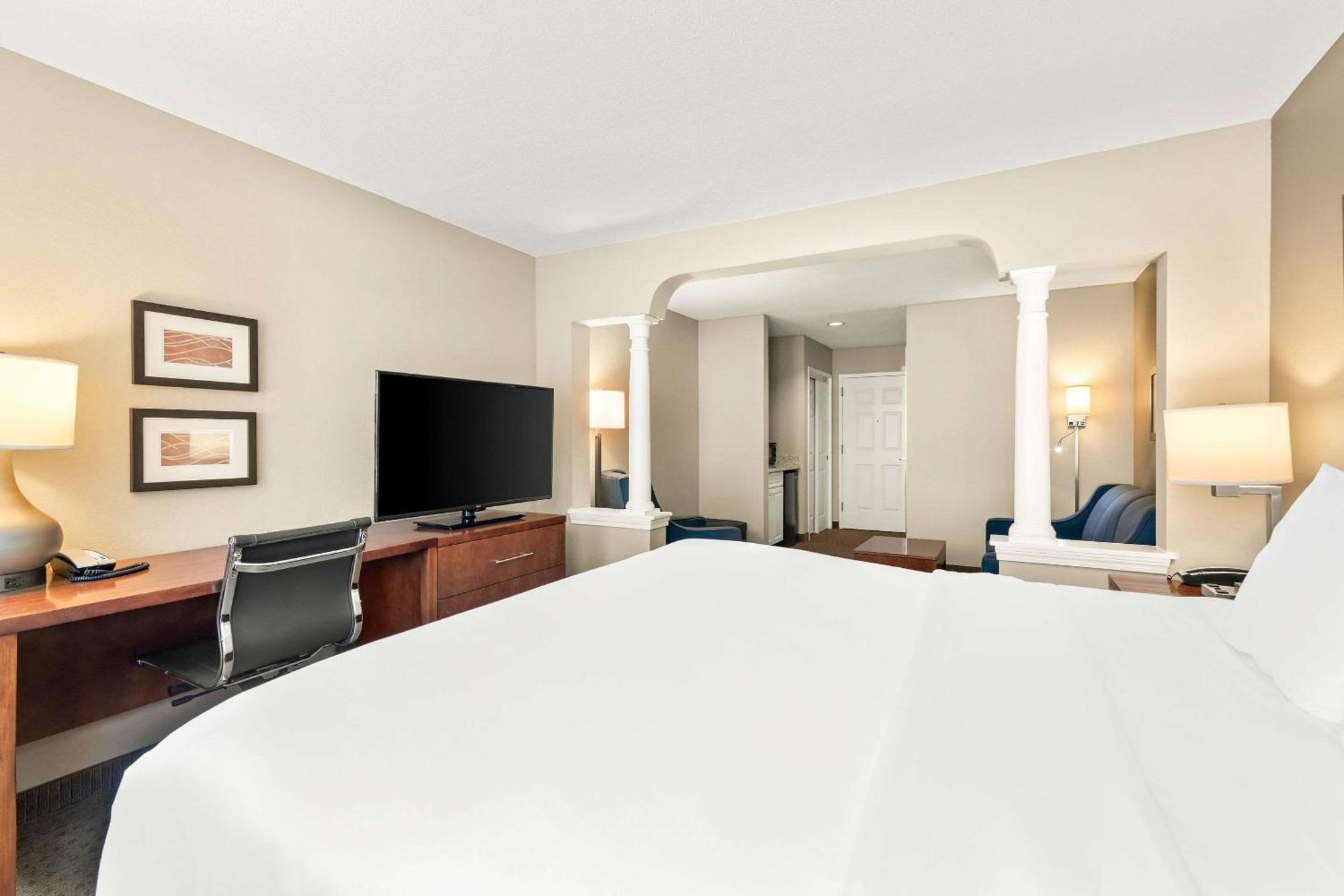 Comfort Inn & Suites Норт-Конвей Экстерьер фото