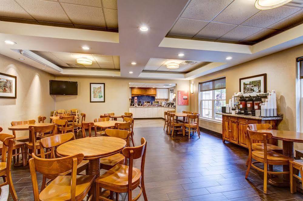 Comfort Inn & Suites Норт-Конвей Экстерьер фото